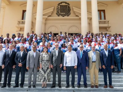 Abinader anuncia incorporación de medallistas al PARNI desde 2027