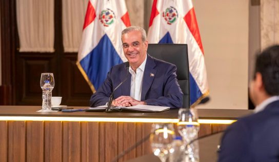 Presidente Abinader anuncia ampliación del Acueducto del Cibao Central y solución a la distribución de agua en Santo Domingo