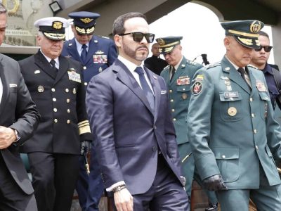 De la Espriella ordena a militares combatir crimen y guerrilla