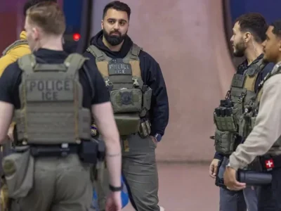 Nueva York prohíbe a la Policía local colaborar con ICE en casos migratorios civiles