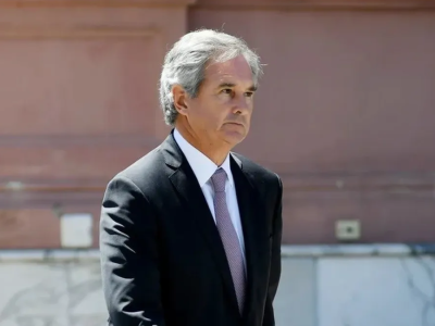 Gobierno de Milei rechaza críticas por escala logística del VS Promise