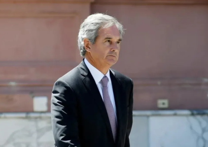 Gobierno de Milei rechaza críticas por escala logística del VS Promise