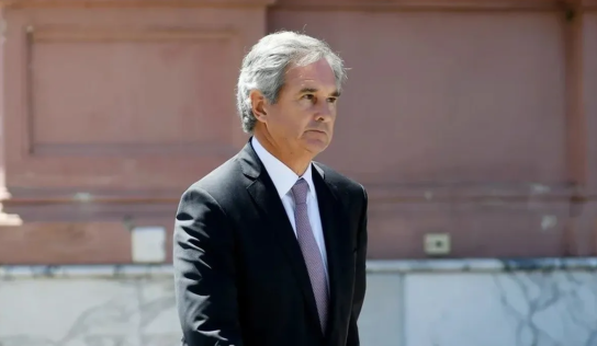 Gobierno de Milei rechaza críticas por escala logística del VS Promise