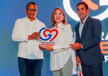 Carolina Mejía recibe apoyo de estructura política y empresarial encabezada por Nelson Camilo