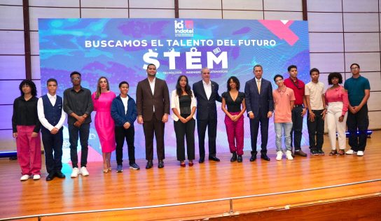Presidente Abinader encabeza reconocimiento del Indotel a más de 170 estudiantes destacados en concurso de vocaciones STEM