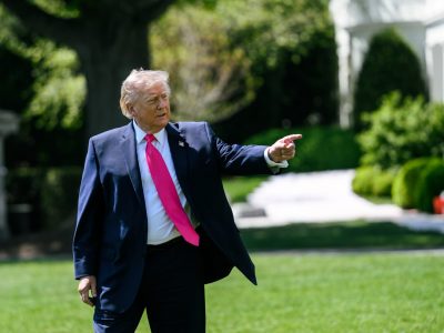 Trump afirma que no tiene prisa por alcanzar un acuerdo de paz con Irán