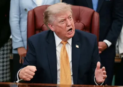 Trump impone un arancel del 15 % al material esencial para fabricar paneles solares y semiconductores
