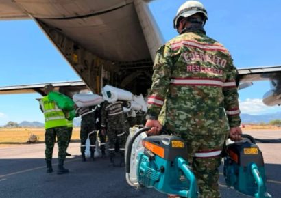 Ejército colombiano despliega 180 rescatistas tras terremoto