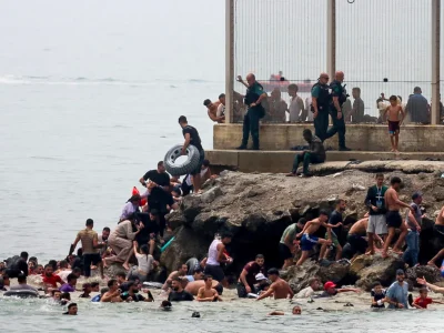Casi 9,600 mensajes de odio en redes durante la llegada masiva de migrantes a Ceuta