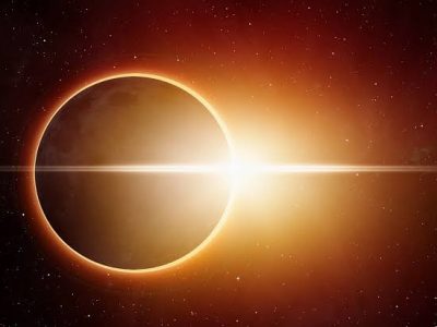 Eclipse solar oscurece Europa y emociona a millones