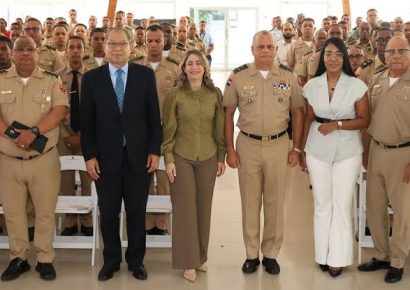 Defensa y Ministerio de la Mujer unen esfuerzos con cientos de militares para reforzar la prevención de la violencia de género