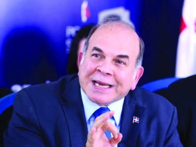 Pelegrín Castillo exhorta al Gobierno a conducir con prudencia la política exterior