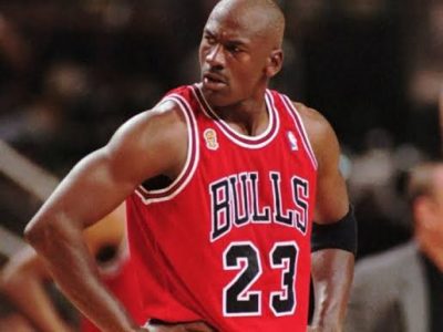 Prenda histórica de Michael Jordan podría alcanzar US$15 millones