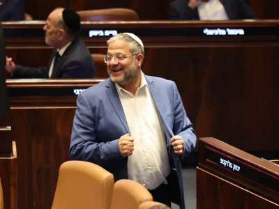 Ministros israelíes aplauden la decisión de Netanyahu de rechazar el plan de Trump para Gaza