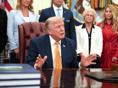 Coalición de fiscales demanda a Trump por acceso a datos de beneficiarios del TANF