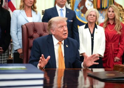 Coalición de fiscales demanda a Trump por acceso a datos de beneficiarios del TANF