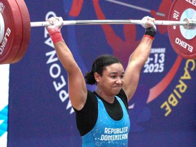 Fransheska Matías aporta dos platas en pesas 69 kg