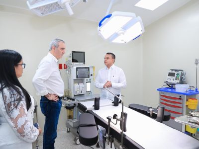 SNS resalta avances en la Red Pública con 118 hospitales intervenidos