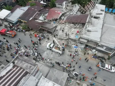 Muertos por terremoto en Colombia suben a 265