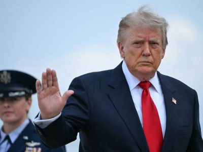 Trump arremete contra la decisión judicial de retirar los cargos al atleta acusado de dañar el estanque reflectante de Washington