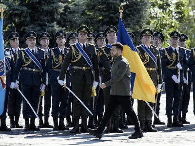Zelenski, en el Día de la Independencia: Ucrania “es un país que lucha, no una víctima”