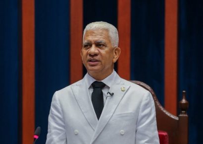 Ricardo de los Santos afirma que el Congreso ha respondido a necesidades históricas del país: “Hemos pagado deudas de décadas”