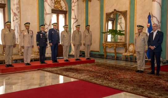 Abinader juramenta nuevos altos mandos militares y policiales
