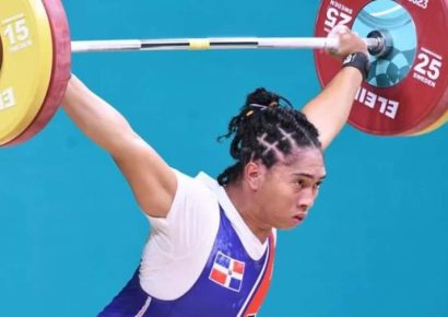 Yudelina Mejía brilla con oro y plata en halterofilia