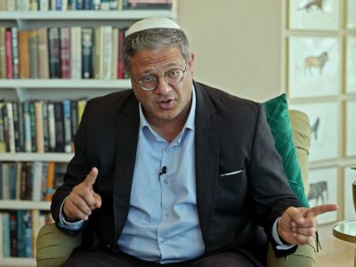 Ministro israelí respalda el reclamo argentino por las Islas Malvinas y pide sanciones contra Reino Unido