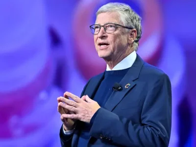 Bill Gates alerta sobre los riesgos de una inteligencia artificial sin control