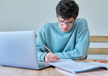 PISA 2025 revela fuerte retroceso en lectura y matemáticas entre estudiantes