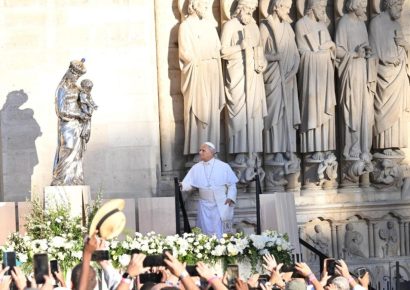 León XIV condena el aborto y la eutanasia durante su visita a Lourdes