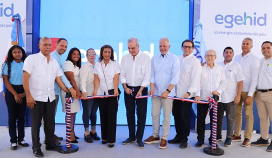 Abinader inaugura carretera El Rubio–Los Corocitos en Sajoma