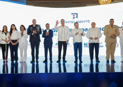Abinader lanza ‘RD Inteligente’ para alfabetizar en IA