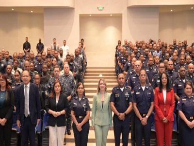 Policía Nacional incorpora a sus agentes a consulta para prevenir la violencia contra las mujeres