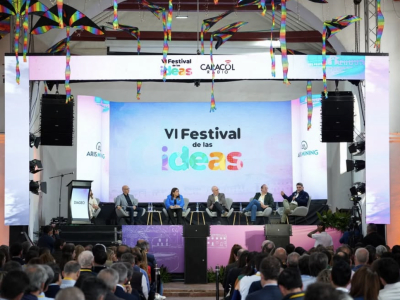 Ocho funcionarios de Espriella dejan plantado a El País en Festival de las Ideas