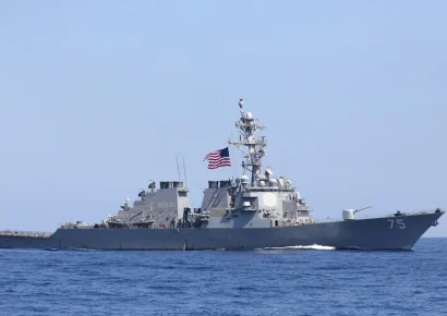 EE.UU. desvía 100 barcos comerciales durante nuevo bloqueo marítimo contra Irán
