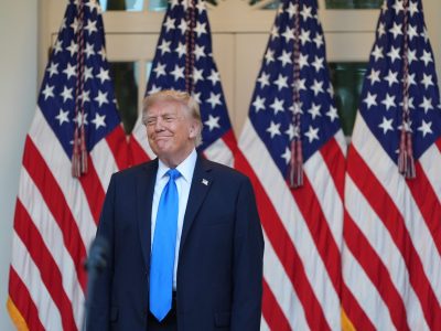 Trump intensifica amenazas como táctica de presión