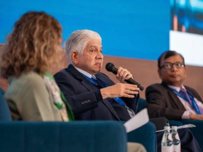 Ministro de Obras Públicas destaca conectividad y seguridad vial en foro del BID