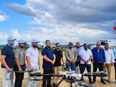 FEDA capacita a productores en el uso de drones para modernizar la agricultura