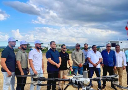FEDA capacita a productores en el uso de drones para modernizar la agricultura