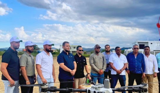 FEDA capacita a productores en el uso de drones para modernizar la agricultura