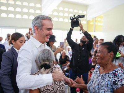 Presidente Abinader encabezará inauguraciones de una estancia infantil y dos carreteras este fin de semana