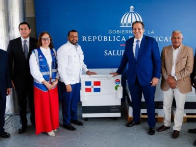 Salud Pública entrega 421 refrigeradoras para fortalecer conservación de vacunas
