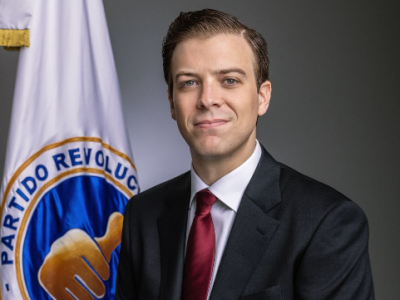 Juan Garrigó Mejía renuncia al Gobierno para asumir Secretaría General del PRM