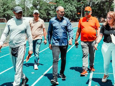 Inefi reabre pista de atletismo en San Francisco de Macorís tras intervención