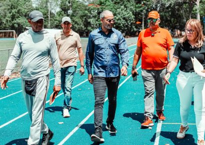 Inefi reabre pista de atletismo en San Francisco de Macorís tras intervención
