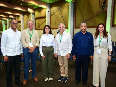 José Ramón Peralta: educación y tecnología, claves para el agro
