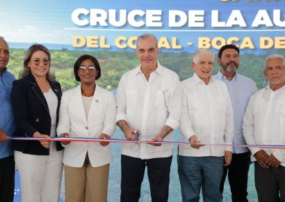 Abinader inaugura carretera Cruce Autovía del Coral – Boca de Chavón