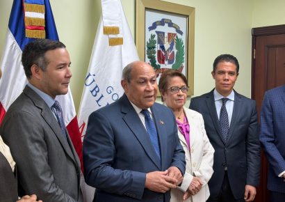 MESCyT avanza en evaluación del Instituto Juan Bosch
